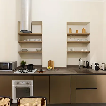 The Rent - Bright One Bedroom With Balcony In Moscova *