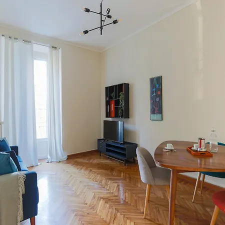 The Rent - Bright One Bedroom With Balcony In Moscova Apartment